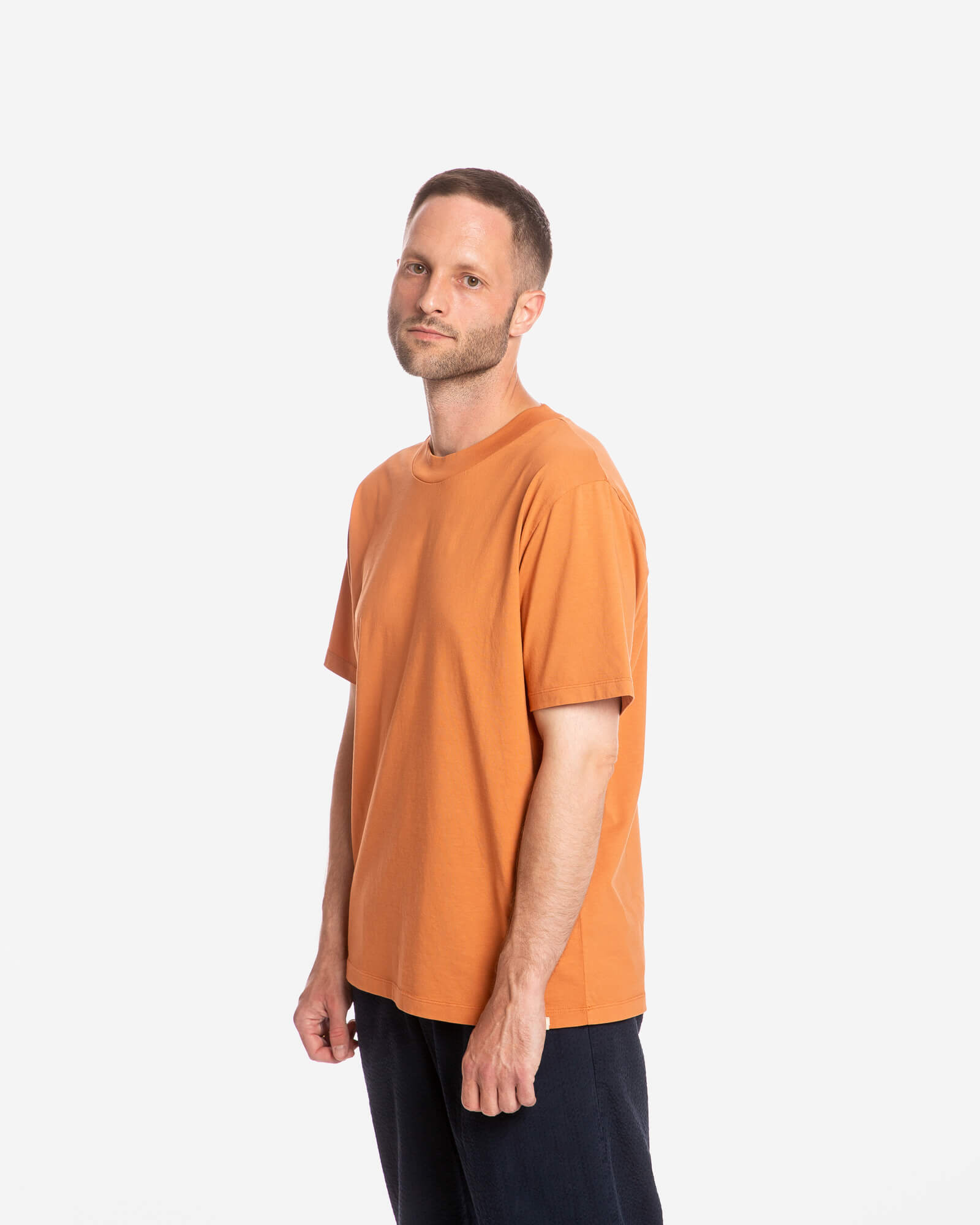 All Day T-Shirt red earth