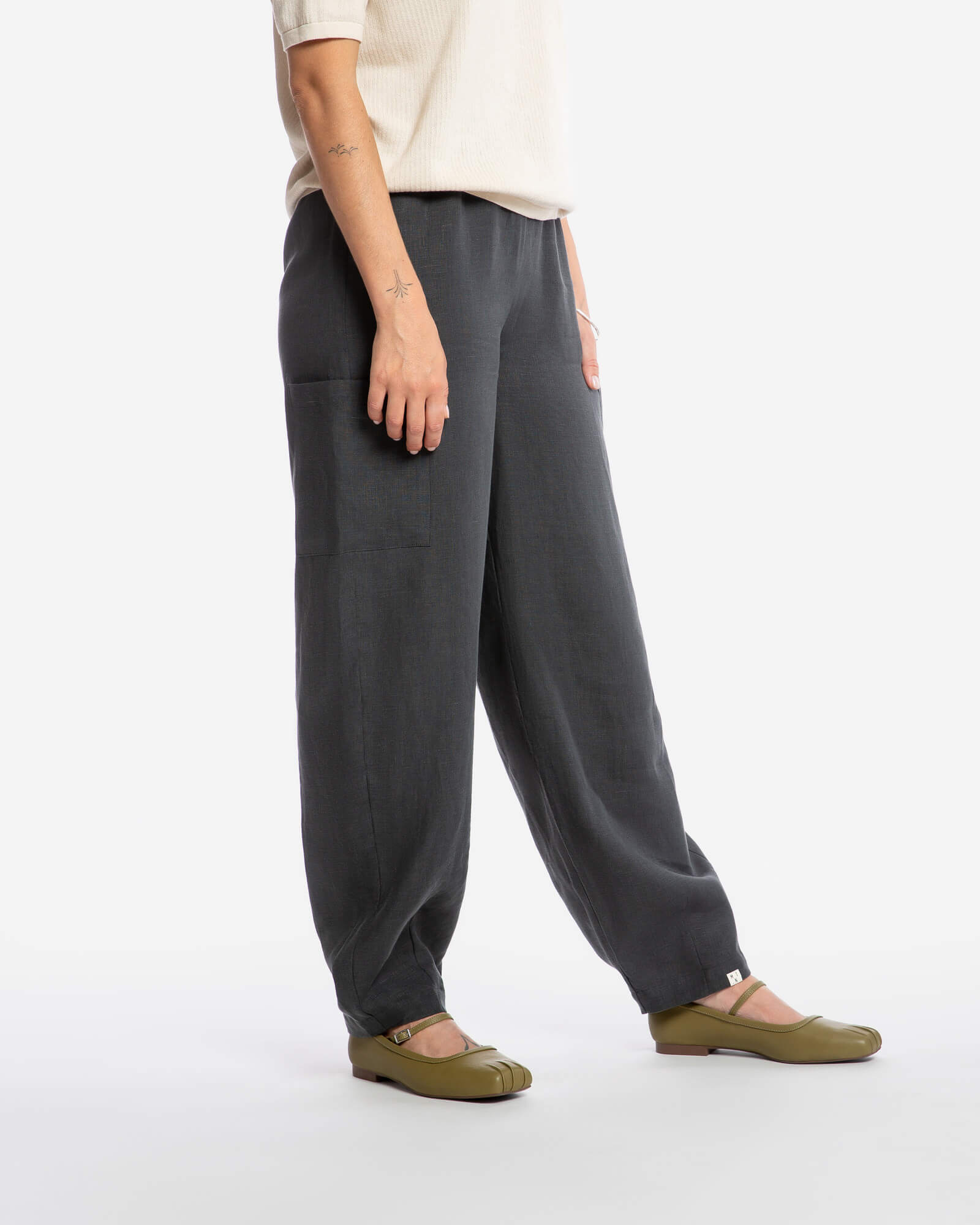 Barrel Leg Pants black