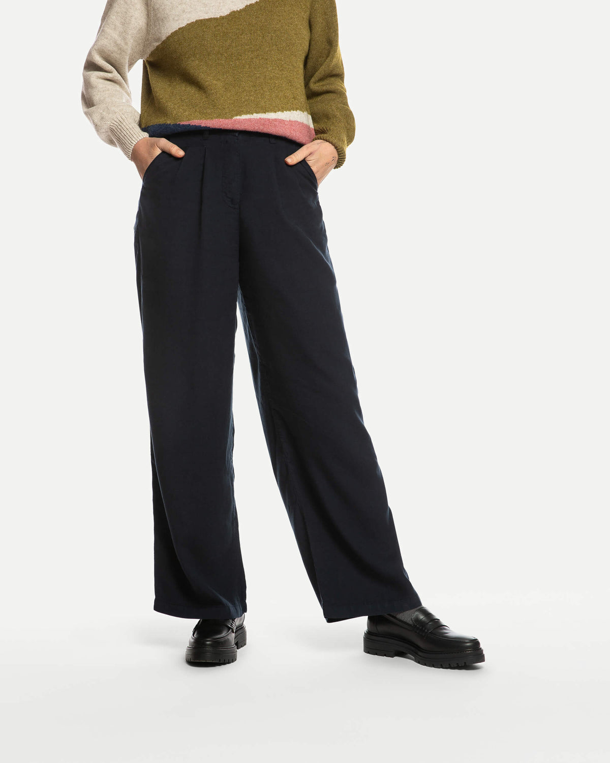 Pleated Tencel Trousers midnight blue