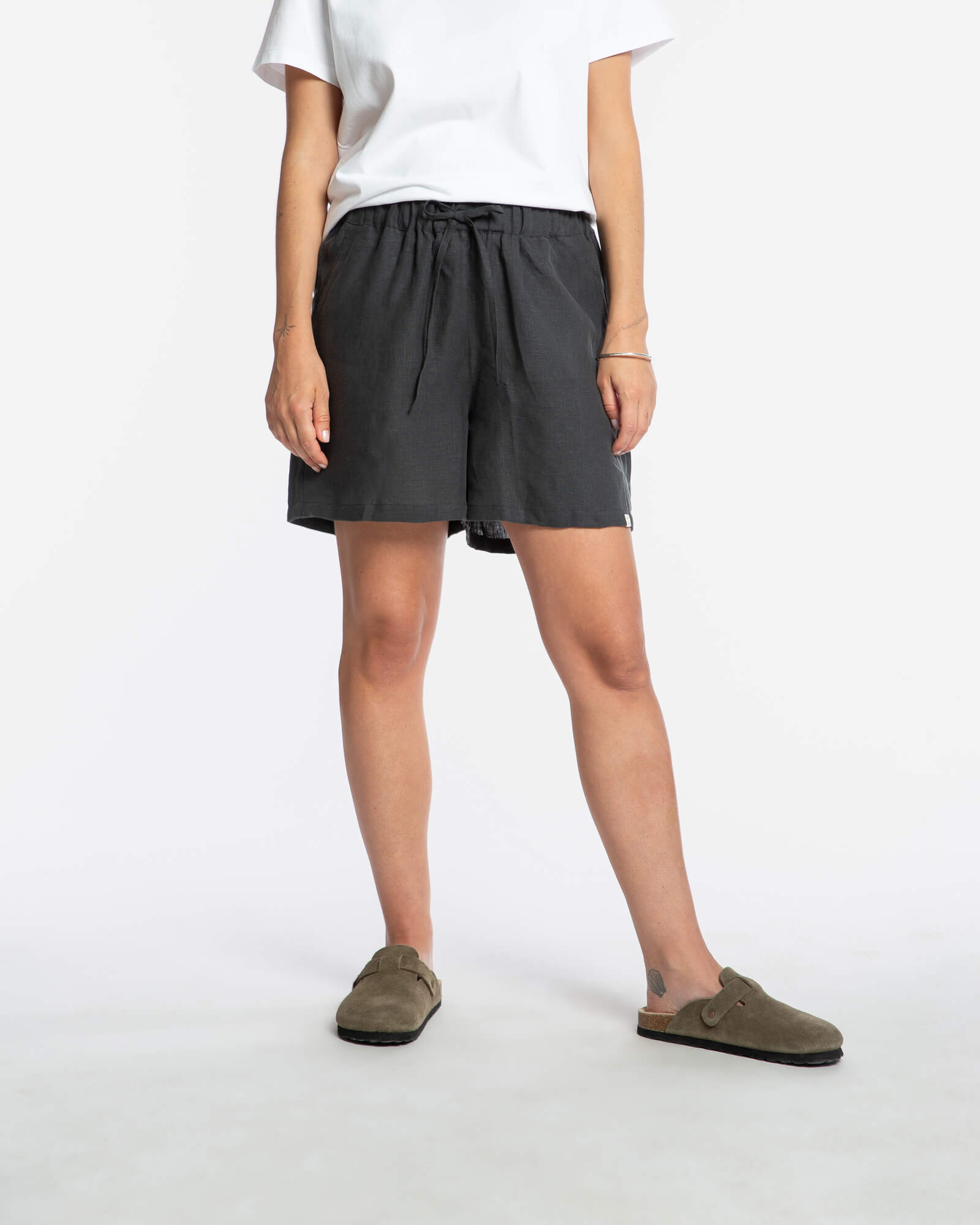 Simple Shorts black